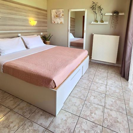 Park Hotel Políkasztro Kültér fotó