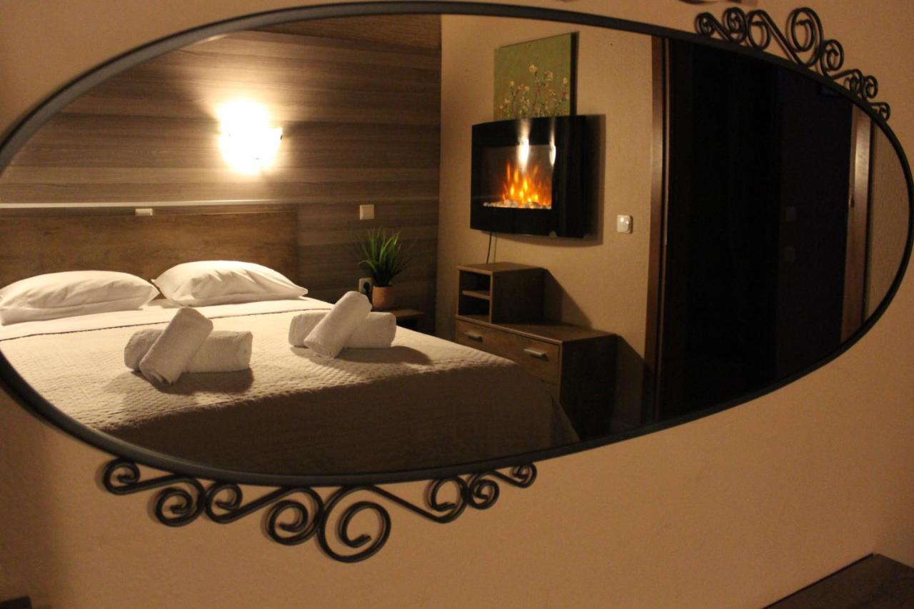 Park Hotel Políkasztro Kültér fotó