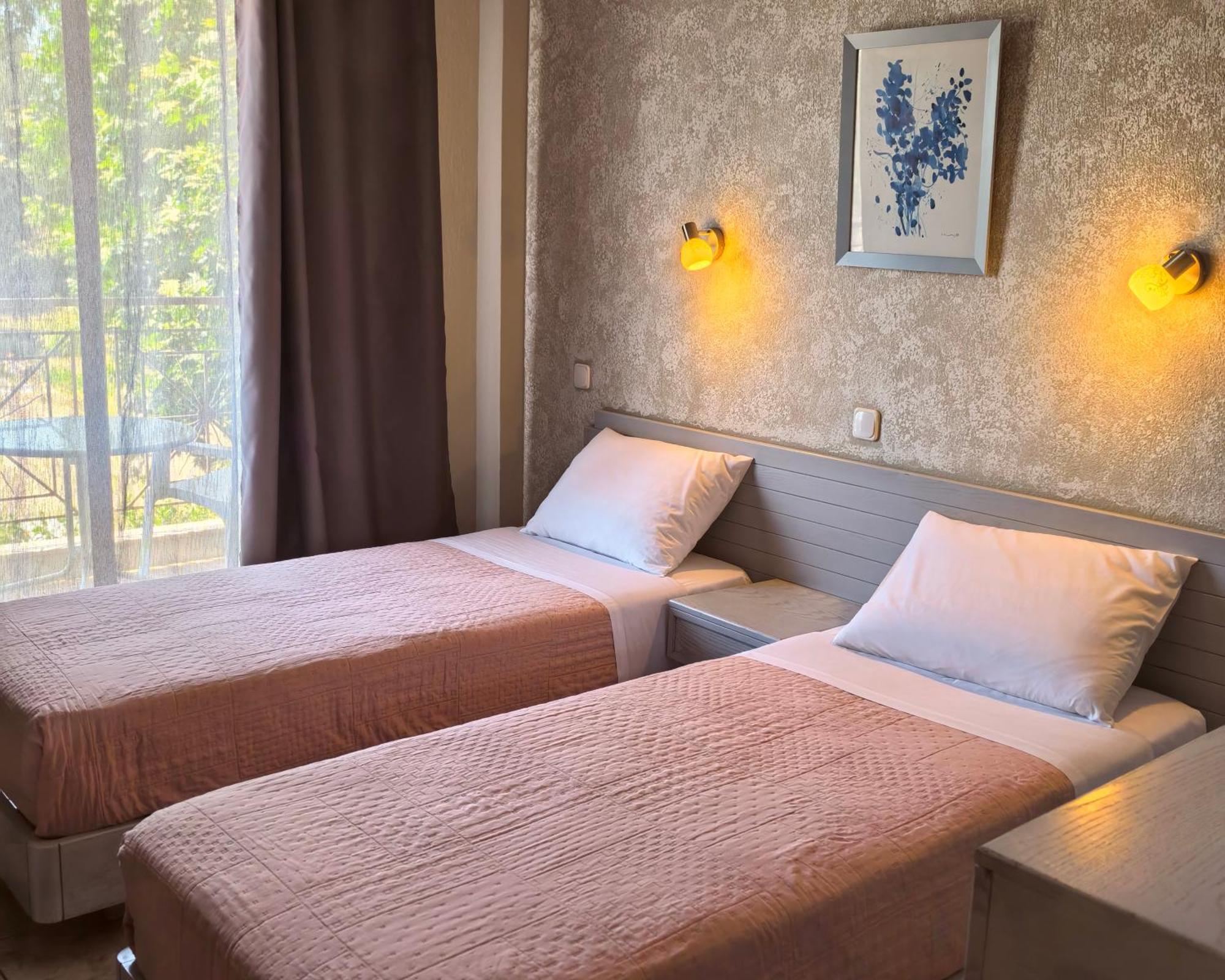 Park Hotel Políkasztro Kültér fotó