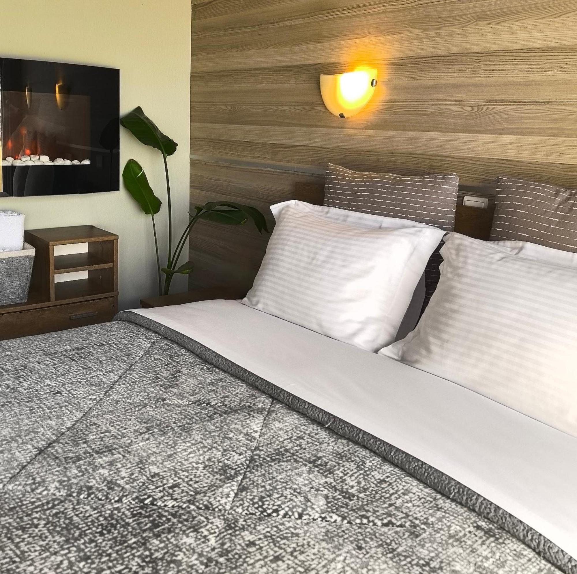 Park Hotel Políkasztro Kültér fotó